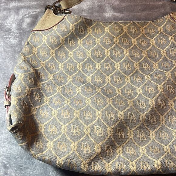 Dooney & Bourke purse - Picture 2 of 14